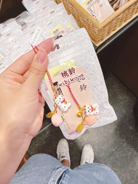 30f414b65761f822fe248de6a247c189