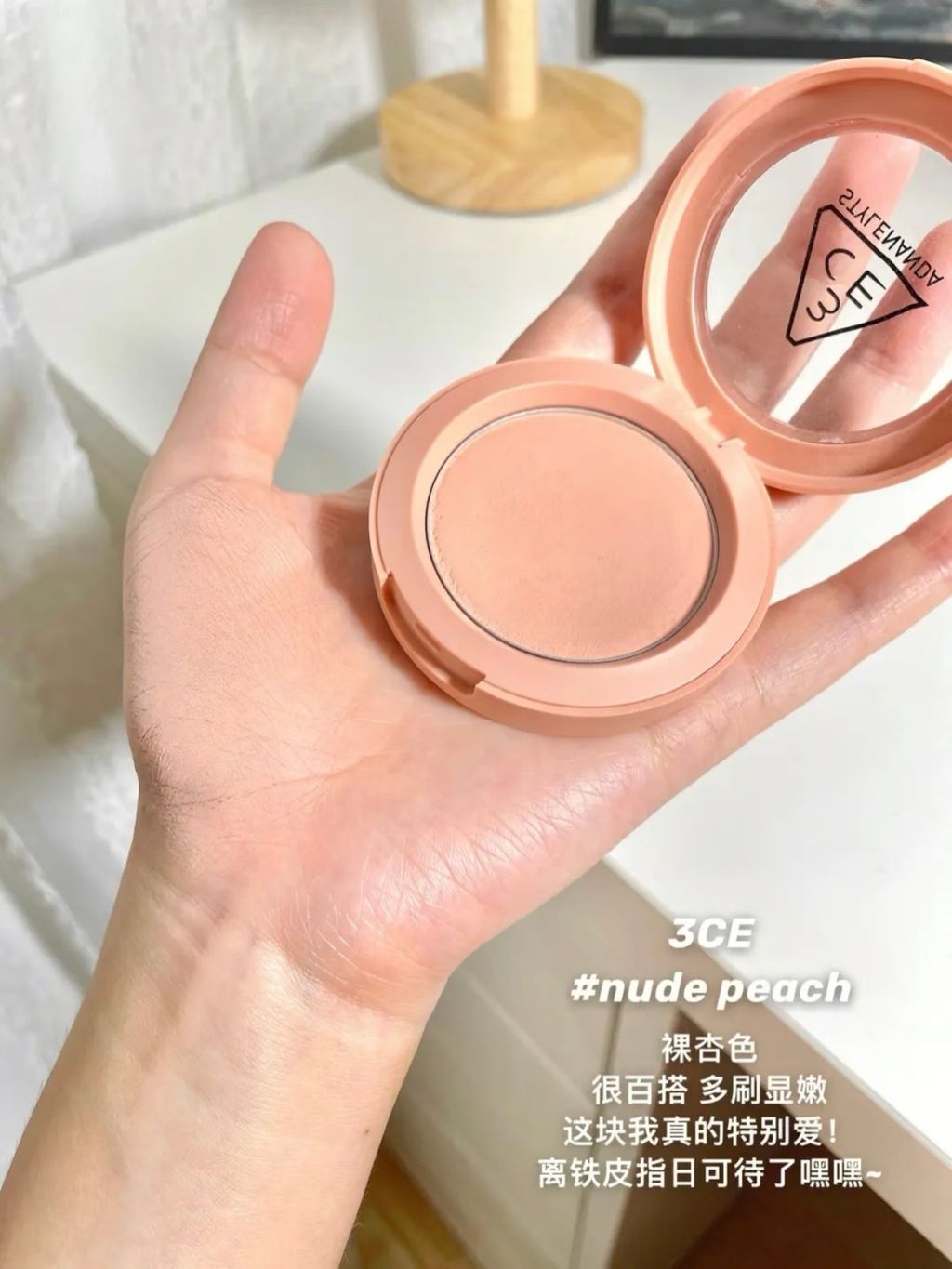 af8c0f91306b09352ad2efc4a7e171e4