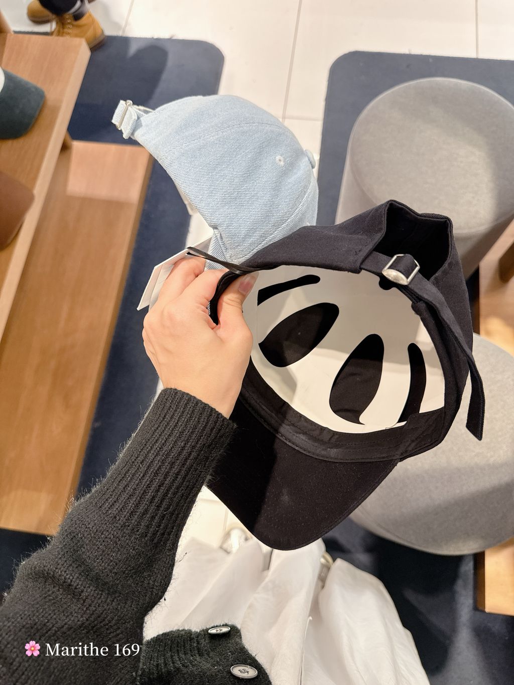 b890269a6f21544bd36630f4f643ba4a