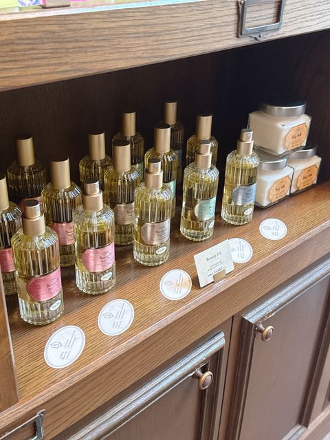 d240081606446f99a5c37eeba8b3df63