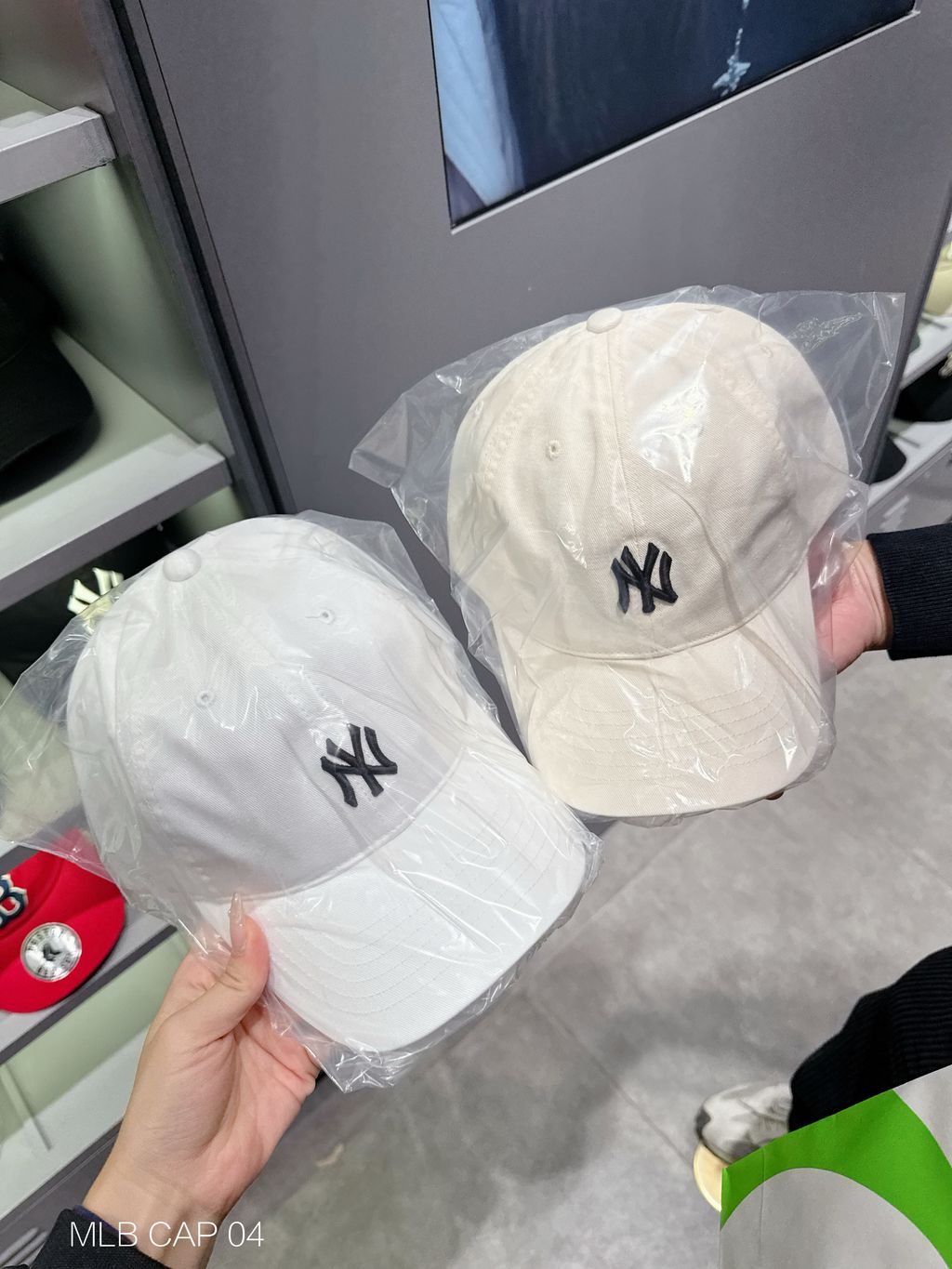 29CE6F2F-459E-4301-B47B-BF8A9BF77739