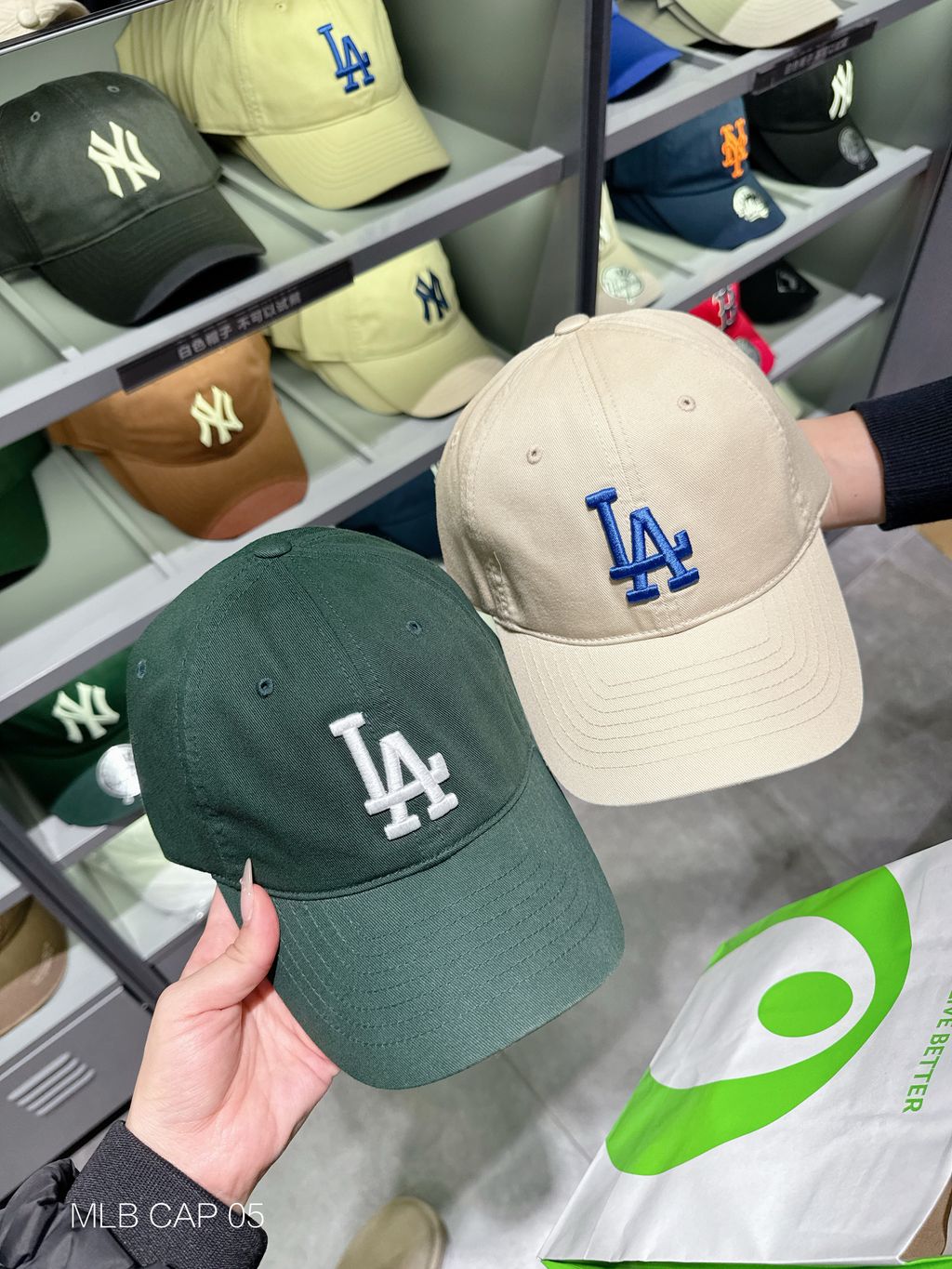 D6EF7596-AD42-4AC3-B3D7-CFF7AD6187B8