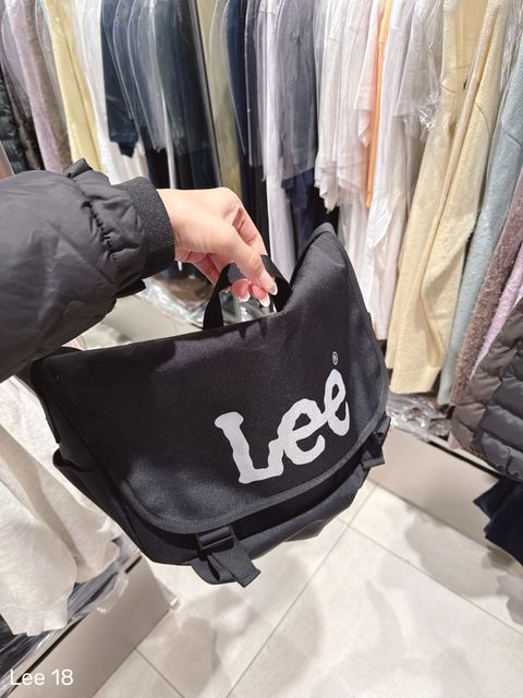 6b8983d7dad9564c52eb816e58501c97