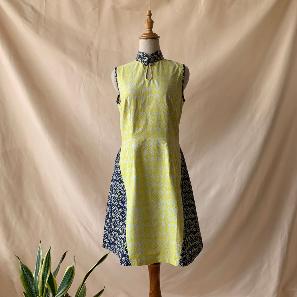 ai-qipao-blu-yellow-front.jpg