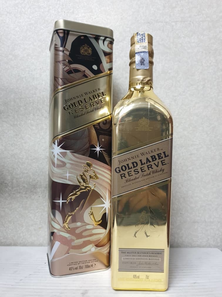 Johnnie Walker Gold Bullion Tin Pack.jpg