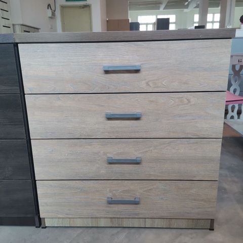 oya 600 4 chest
