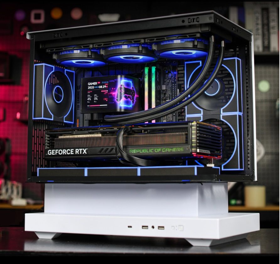 PC desktop Ralik dengan panel sisi kaca dan pencahayaan dalaman