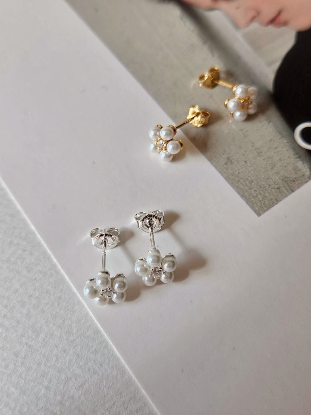 E108 珍珠小花花耳環 (3)