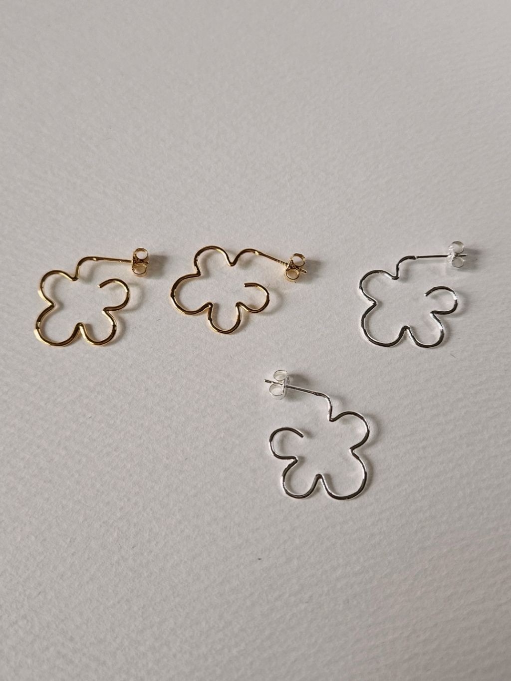 E123 小花花耳環 (6)