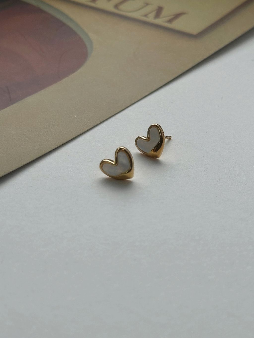 E126 貝殼愛心耳環 (3)