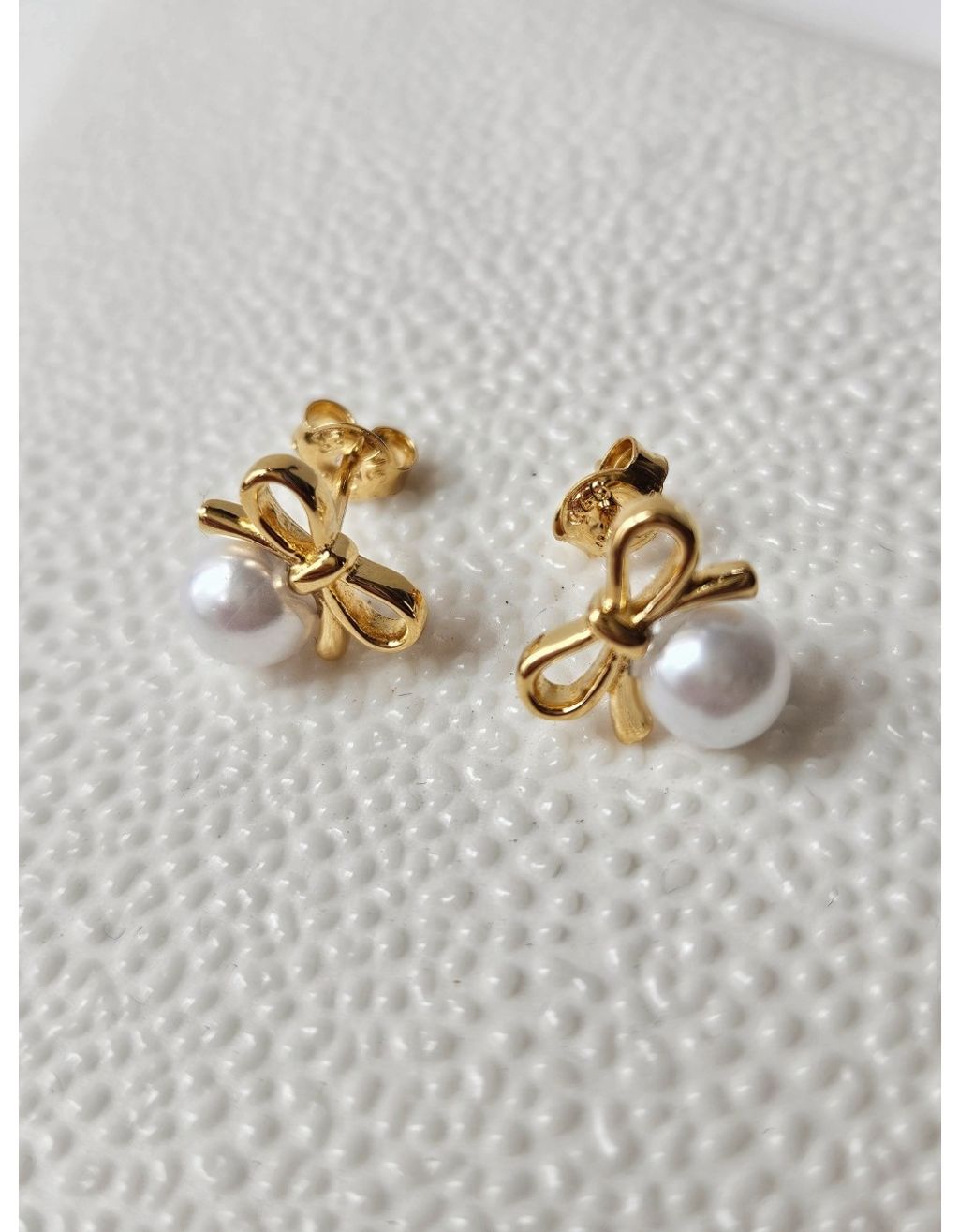 E130 蝴蝶結珍珠耳環 (2)