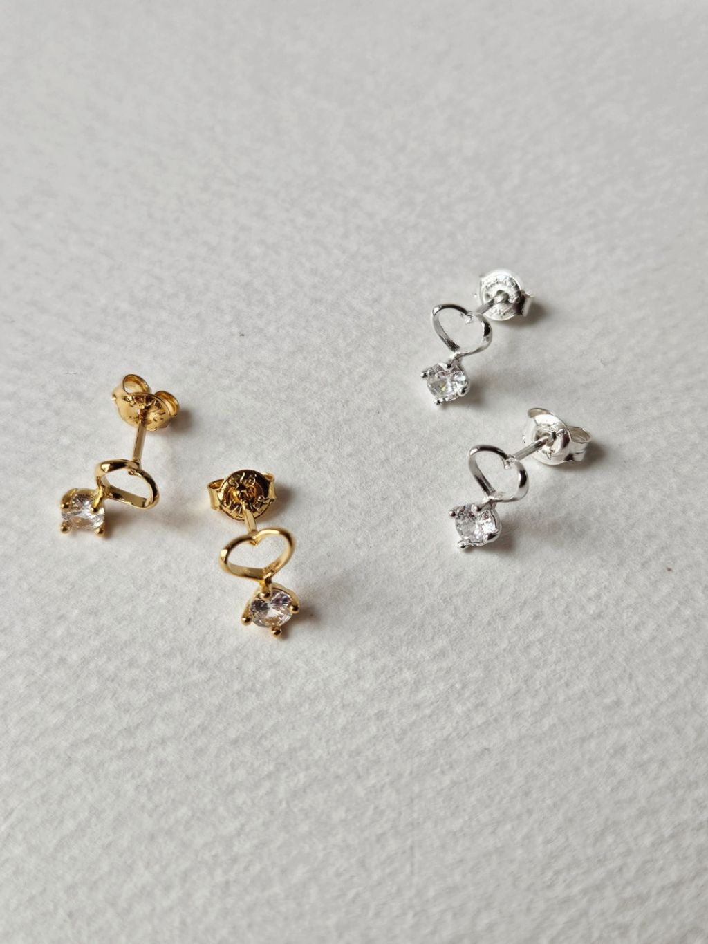 E131 愛心鑽耳環 (6)