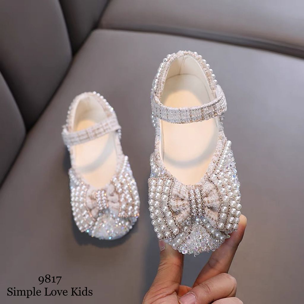 9817_White