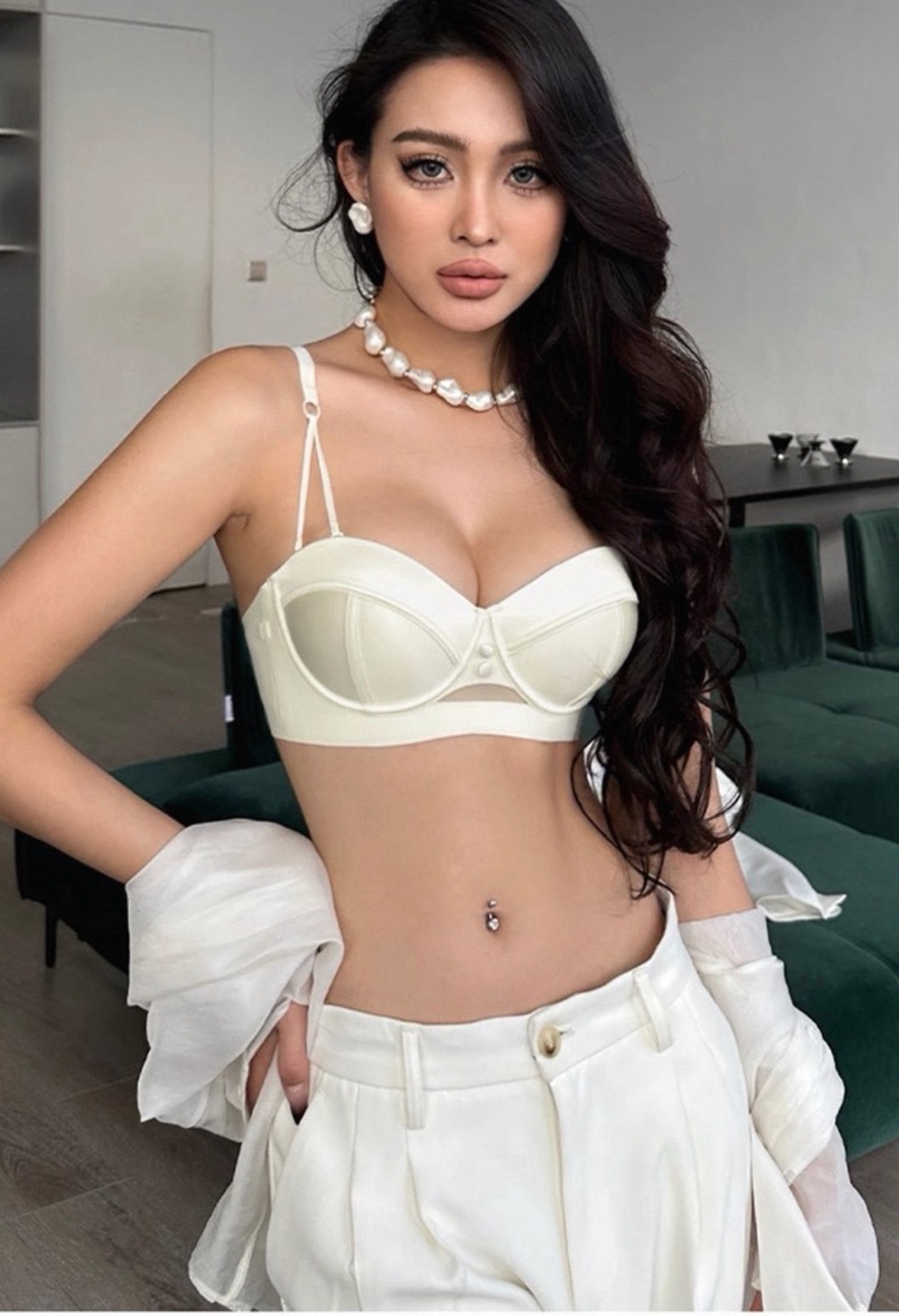 S__107683843_0