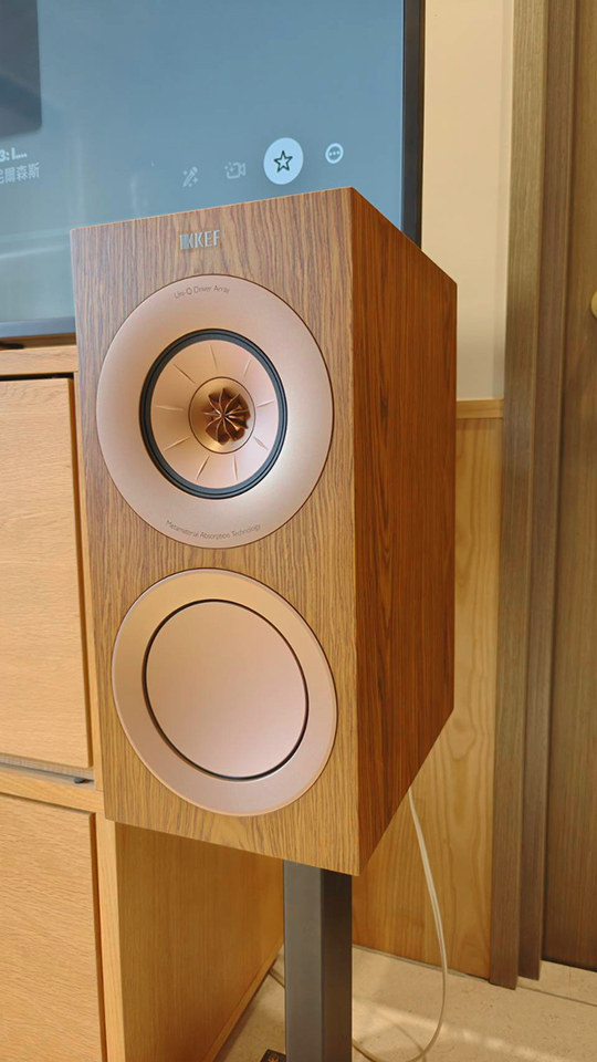 KEF-R3-META-02