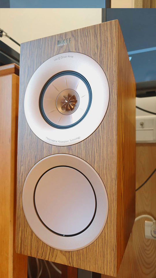 KEF-R3-META-03