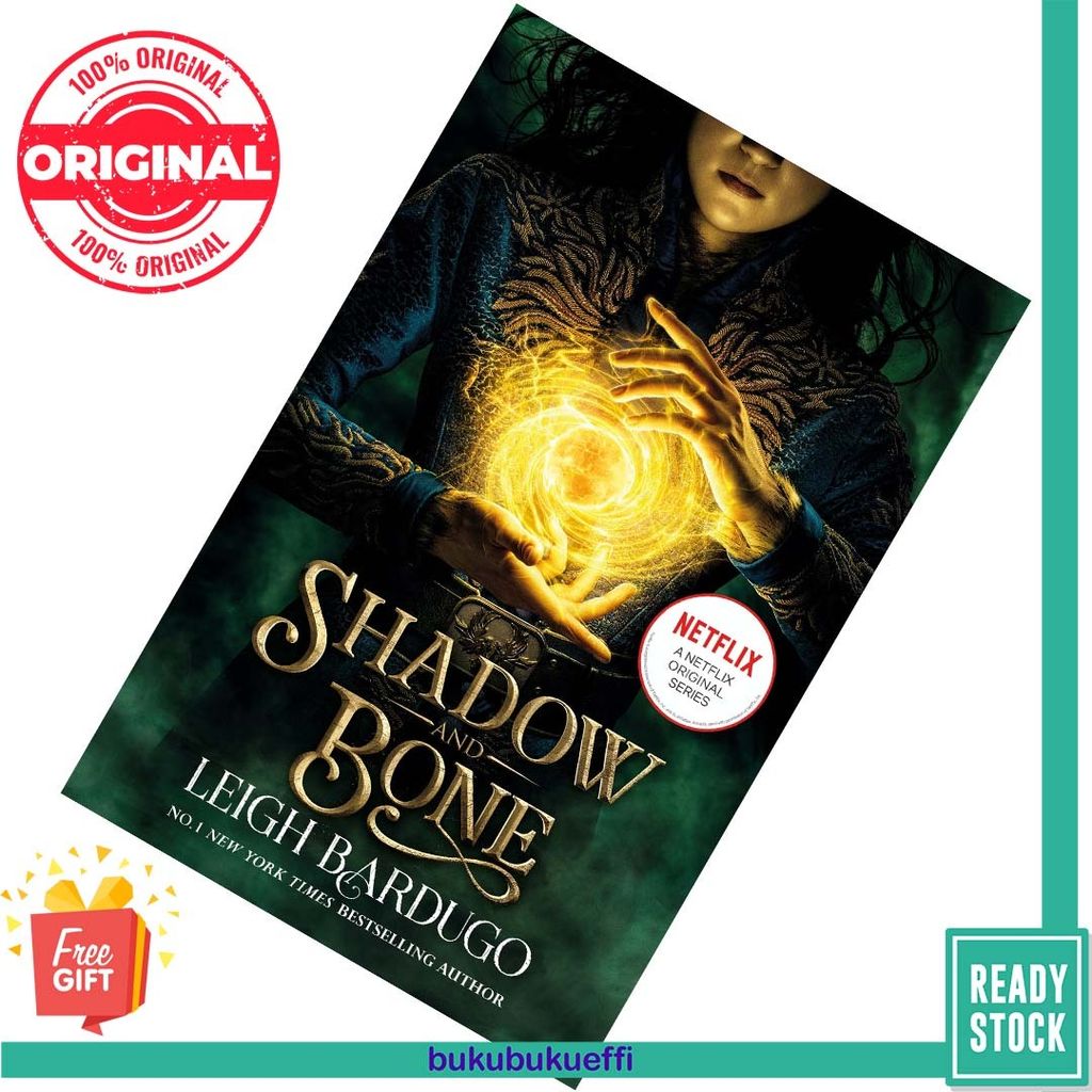 Shadow and Bone (The Shadow and Bone Trilogy #1) by Leigh Bardugo 9781510109063