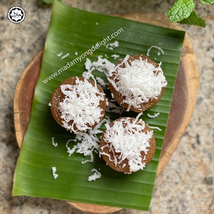 13. Kuih Kosui Brown