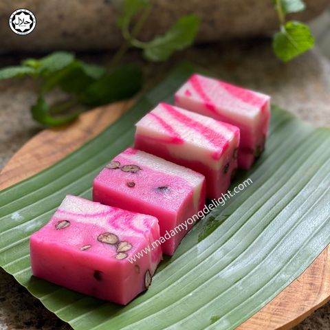 15. Kuih Kacang Merah