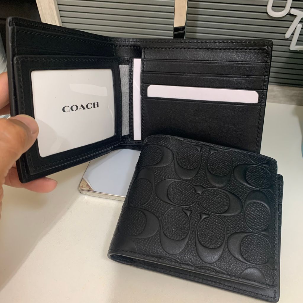 FAKE VS REAL COACH COMPACT ID WALLET SIGNATURE BLACK, Fake vs Authentic