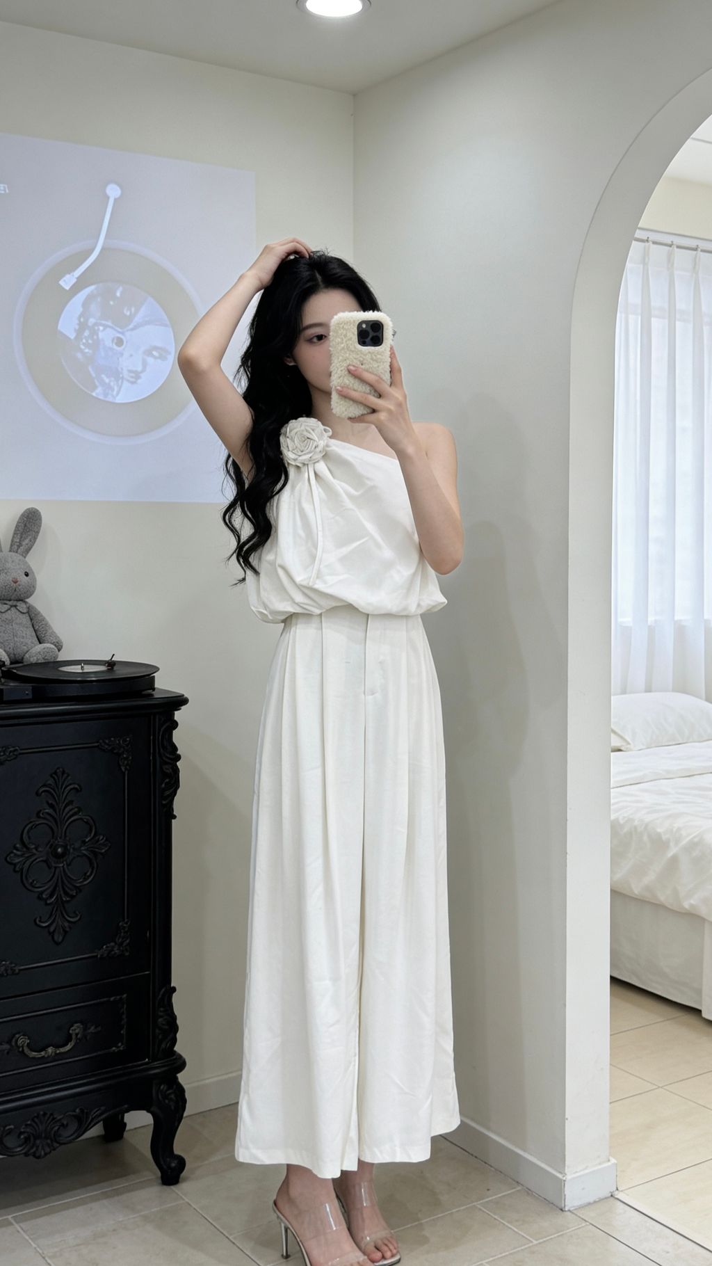 64B3A956-E3D4-4BEB-B7C9-F48781F284FC