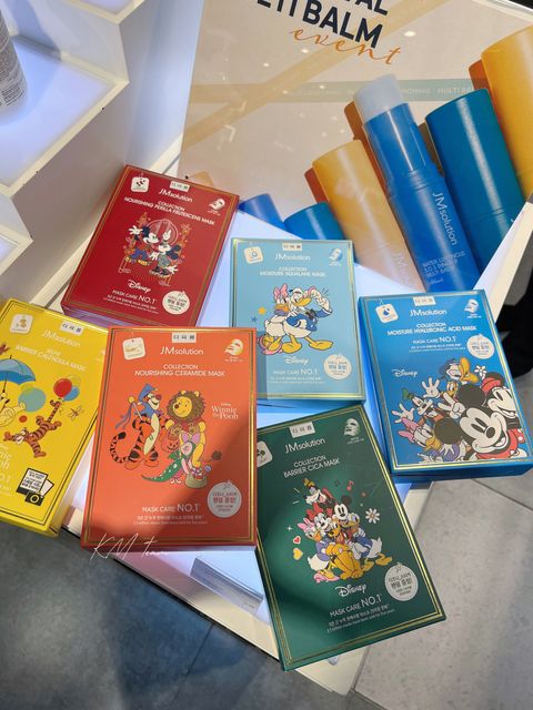 E4A190EB-8D4B-497F-9AE6-C2962210E23D