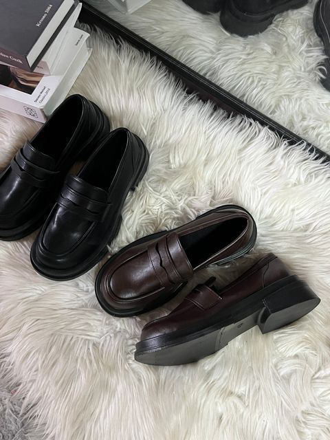 9F387E66-D7B4-4C79-B5E1-C2F78655EFBF