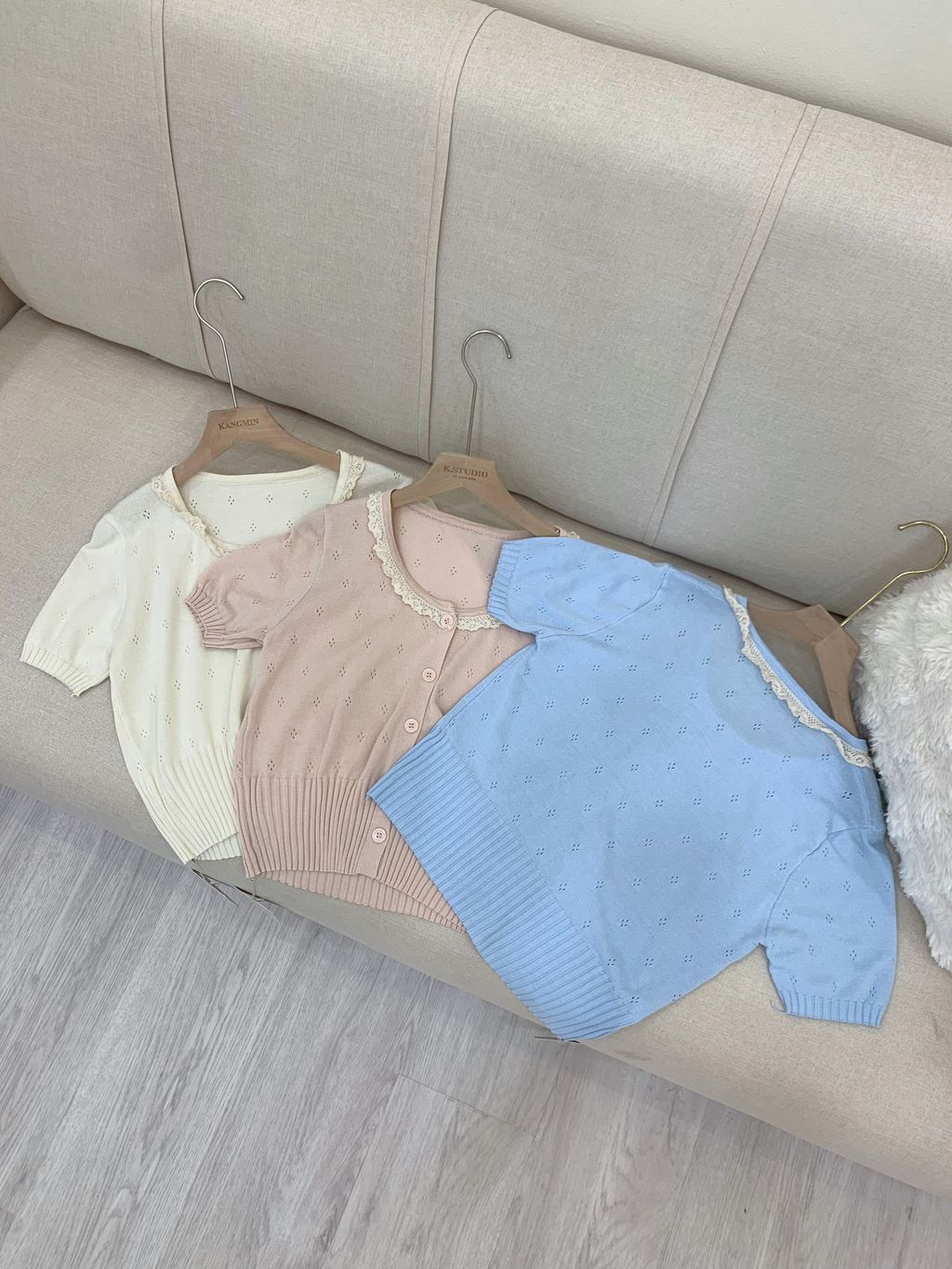 E2E9D72D-ADF7-4049-B62C-EC4E7EDD16DD