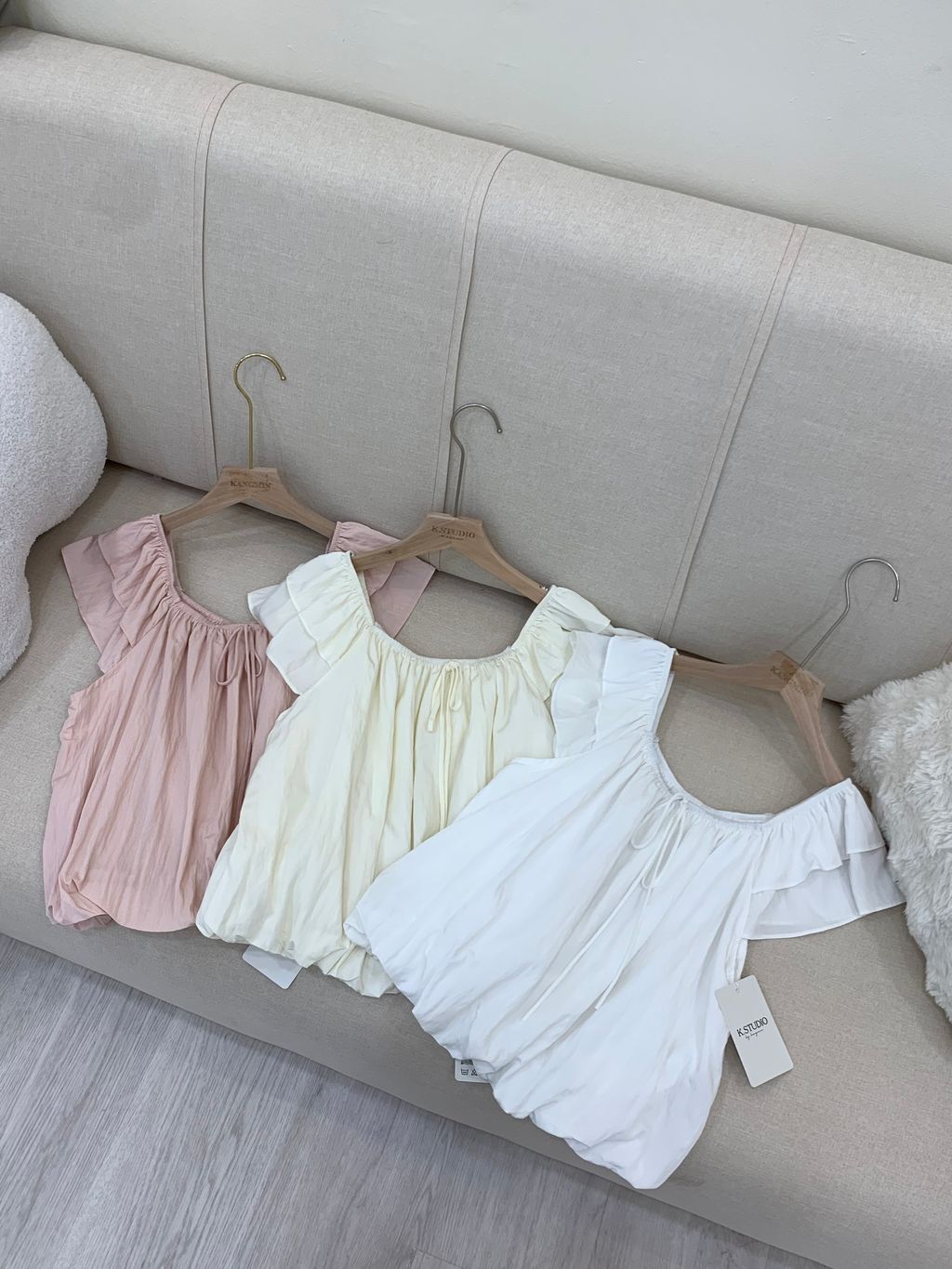 14C902E5-224E-4A65-9B9C-F7DFC912CC9D