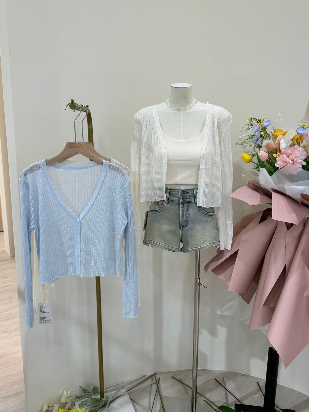 D0592CF5-6CDB-44BD-BBB5-2BC9E3BDC92D