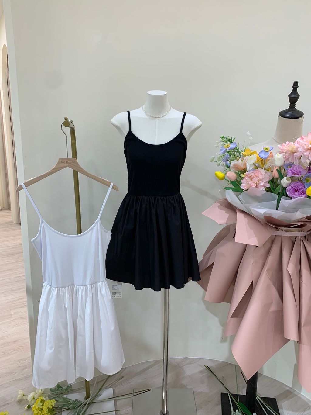 E2645CD1-55B5-4E92-81CD-B36B03B9EFCE