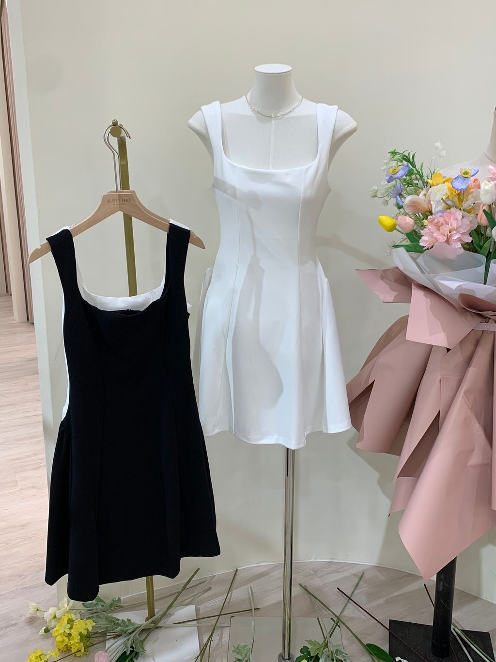 37588039-C2C9-4652-B4ED-FBB701A36490