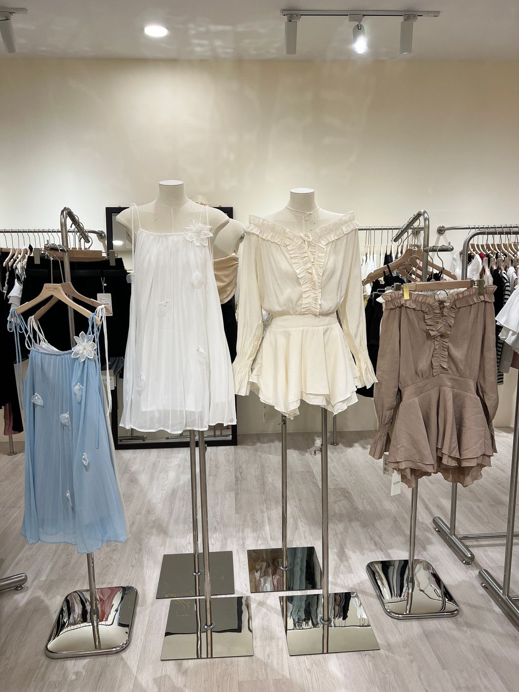 CA7383C3-0C7D-4746-85D8-A13DB4475627