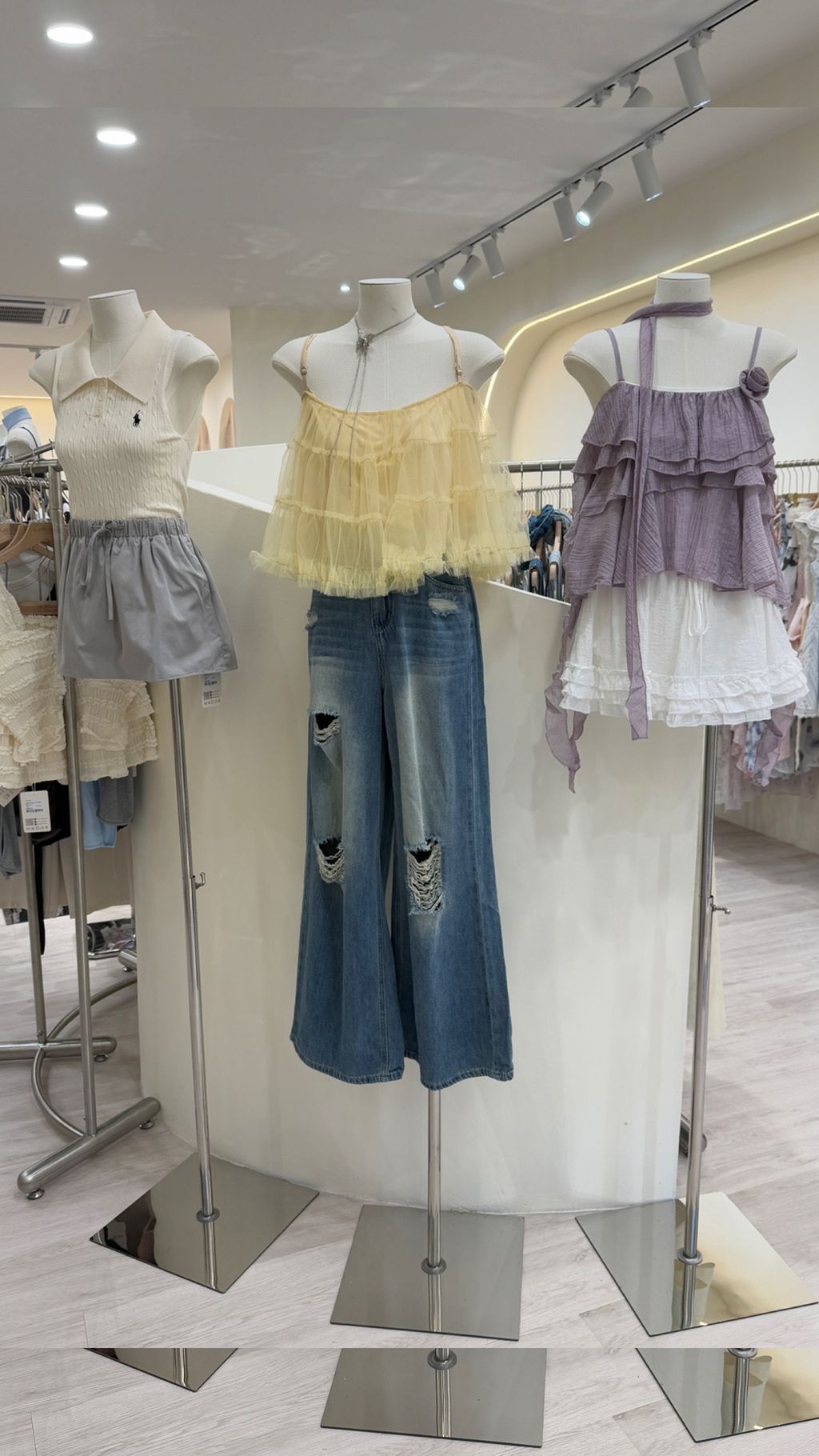 60CA47B0-6F69-42A4-B100-768A4307C798