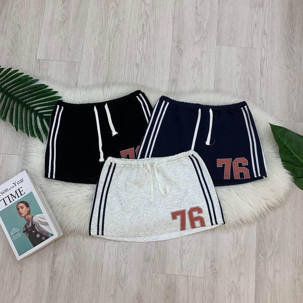 E0445F33-7CE3-4406-9371-9984B7E13DD2