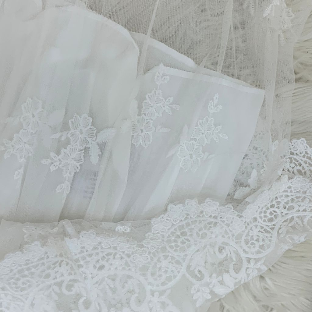 6C873230-87F8-44F6-8F5E-6940EF059A9A