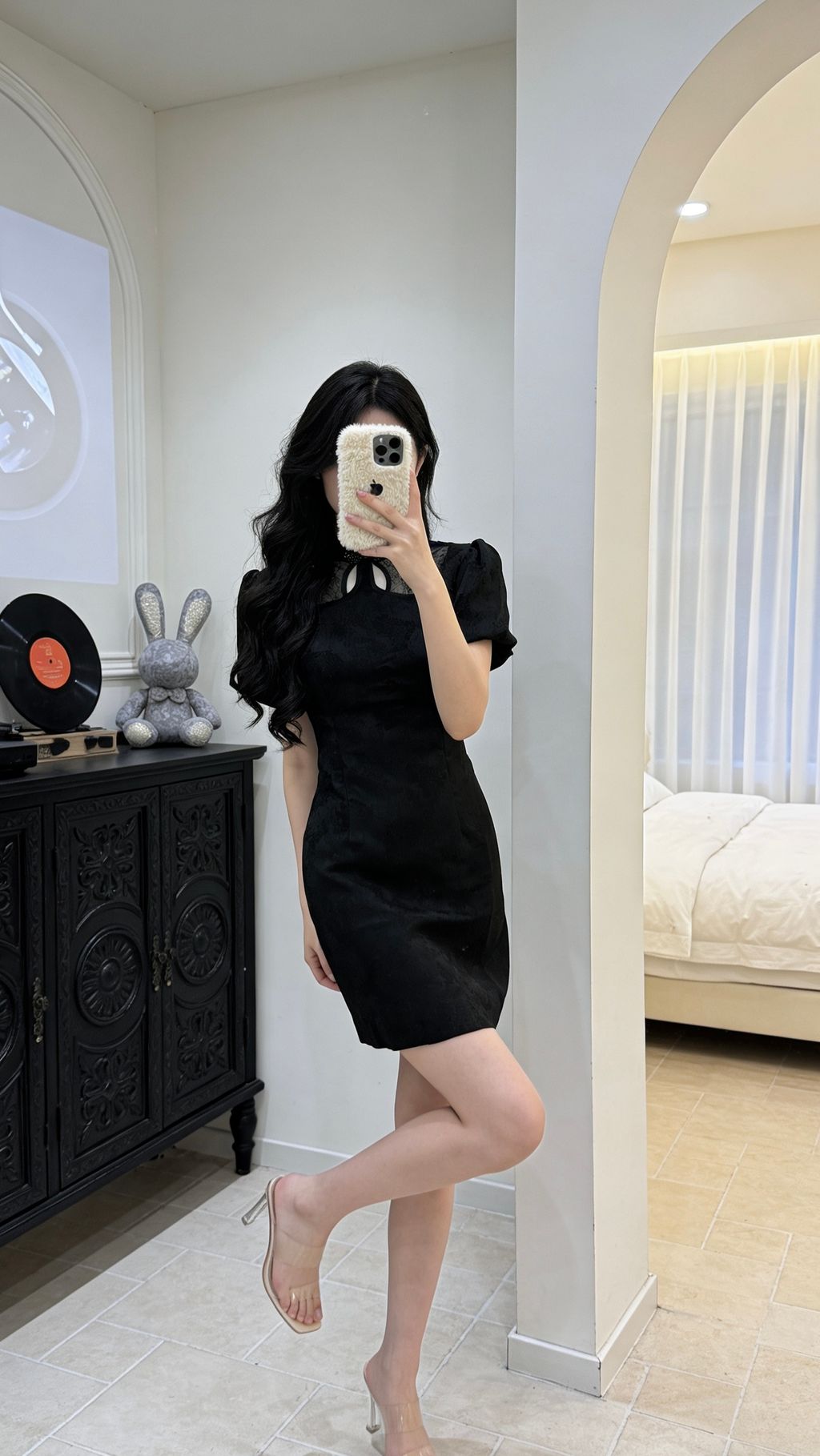 755AE1B7-E042-4320-8F19-3C2DE5864050