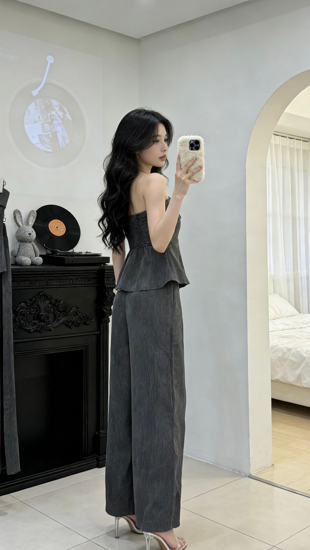 D4254F62-25F0-4691-BDF1-0F9D6BB9DD69