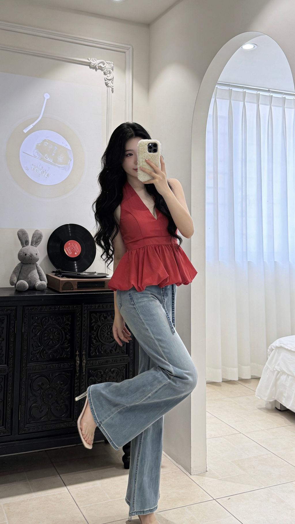 FCDEC79C-BB36-4646-ACCE-CC85B9B53C5B