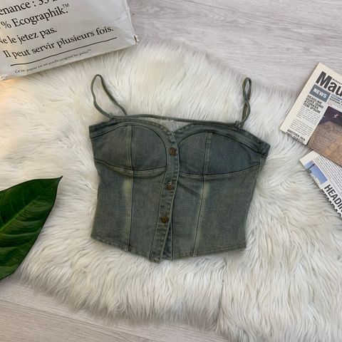 3D228097-FE45-4C7C-B265-50B9545E751F