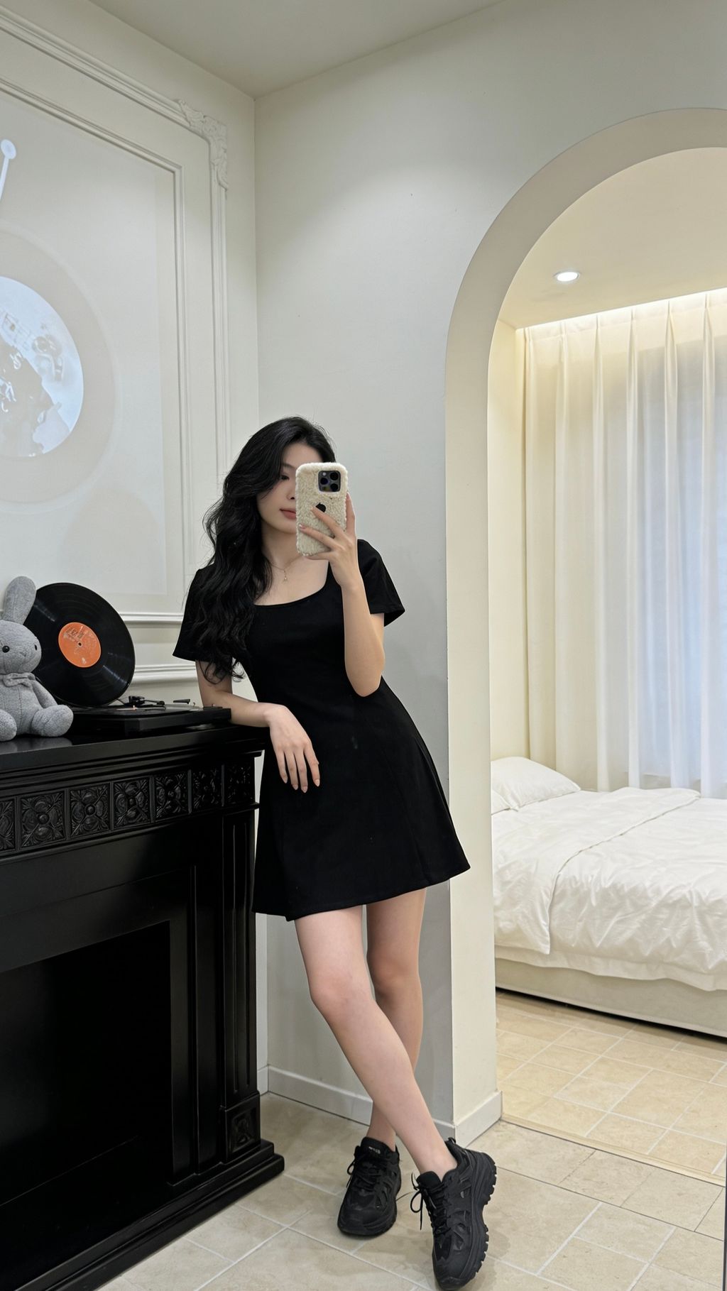 B6595B30-31FD-433A-A2E1-659379A8B746