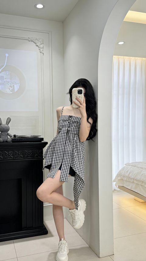 EBB9CF5F-3184-401F-B3EE-E18E3A91A473