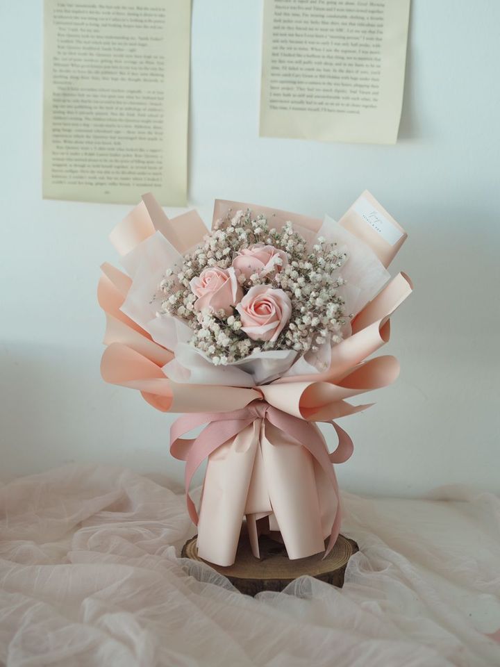 [new] 3 stalks soap roses with baby breath - RM99