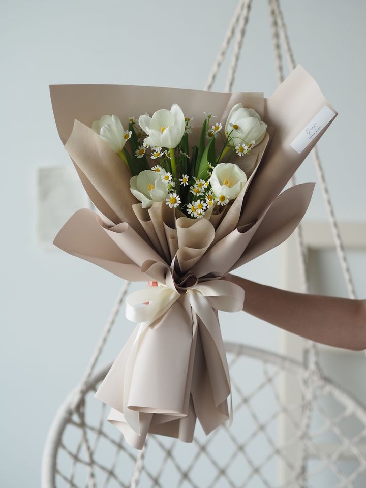 New - 5 stalks Tulip bouquet - RM158