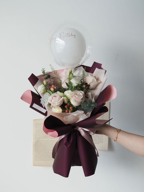 [NEW] Premium 3 stalks avalanche roses with eustoma + Happy Birthday Balloon - RM168