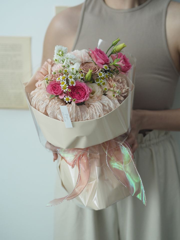 [1new] Pink carnations in creamy butter style - RM168-178