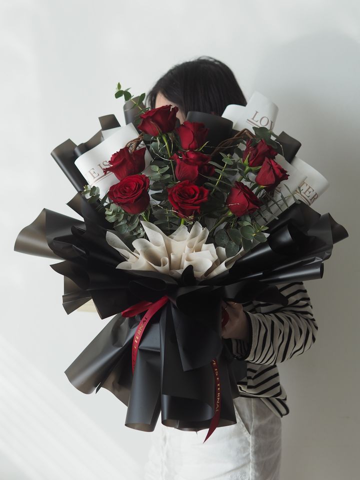Special Bamboo love with roses LED - RM248.