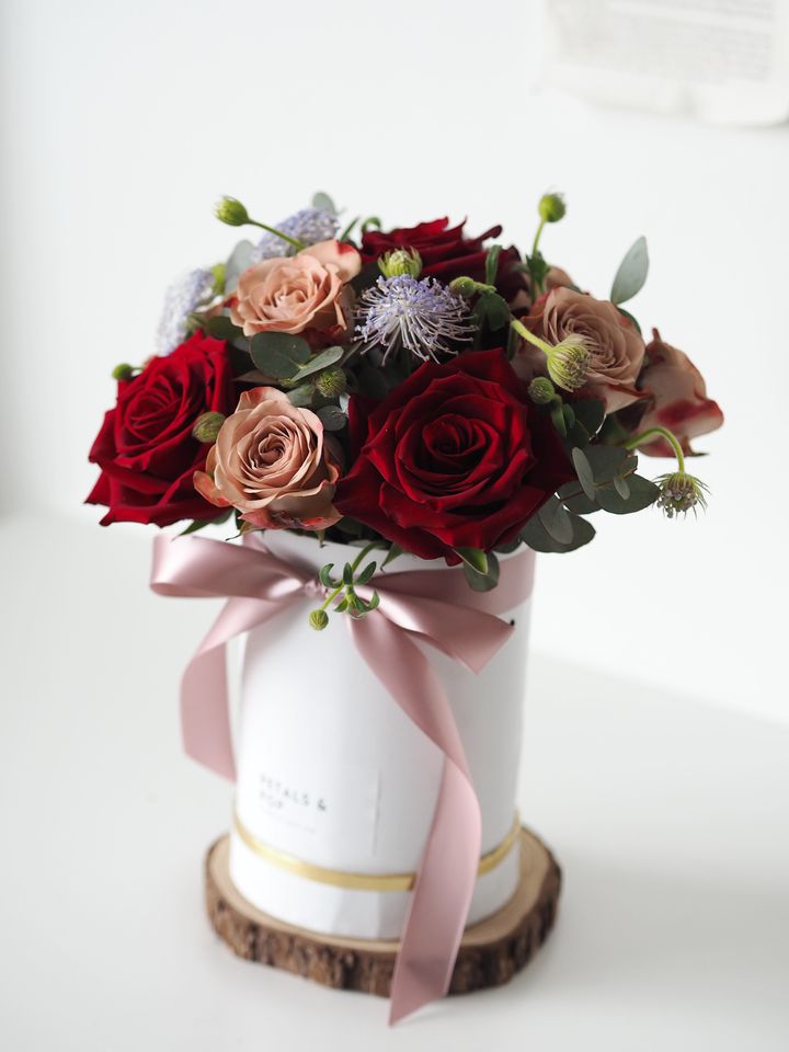 S size roses bucket bouquet - RM228 (1)