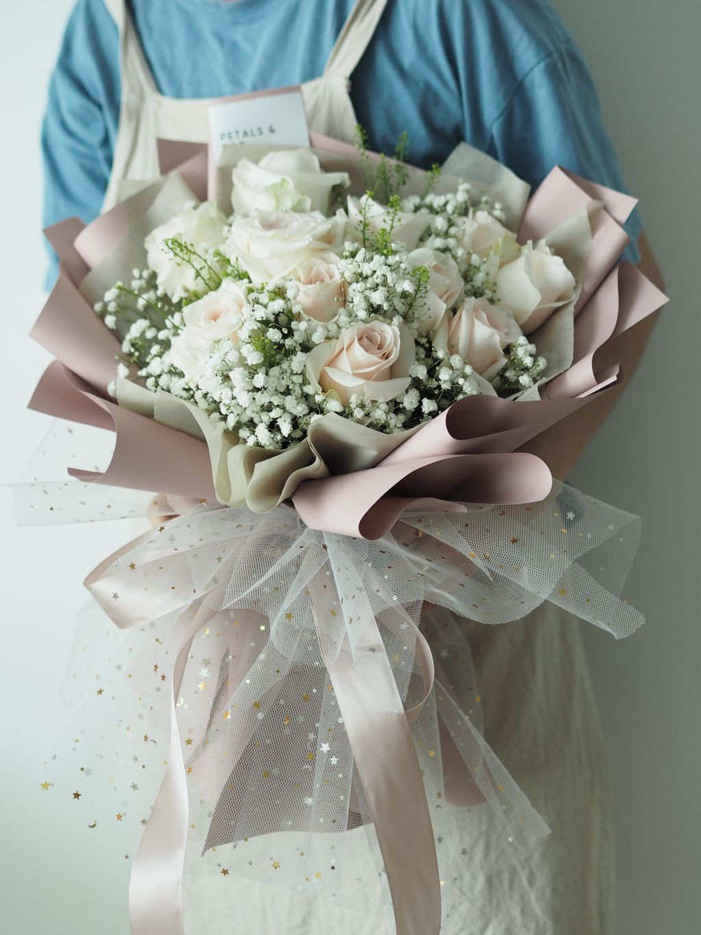 [new] Light pink roses with baby breath - RM228