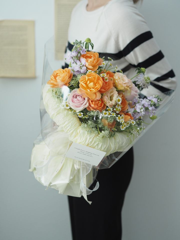 [new] Mix flowers arrangement with matthiola - RM228